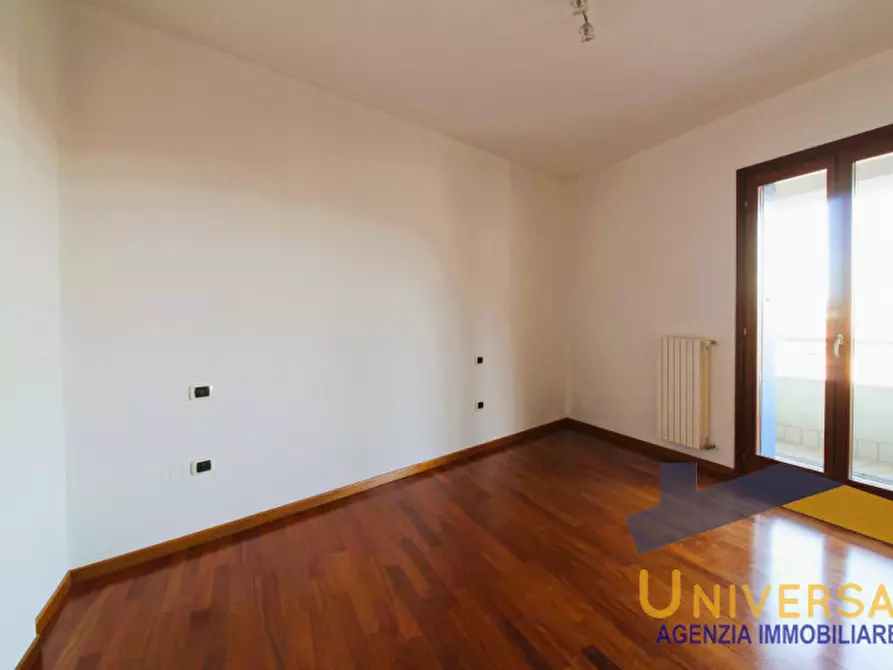 Immagine 16 di Appartamento in vendita  in PIAZZA MUNICIPIO n. 8 Piano 2 a San Giorgio Delle Pertiche