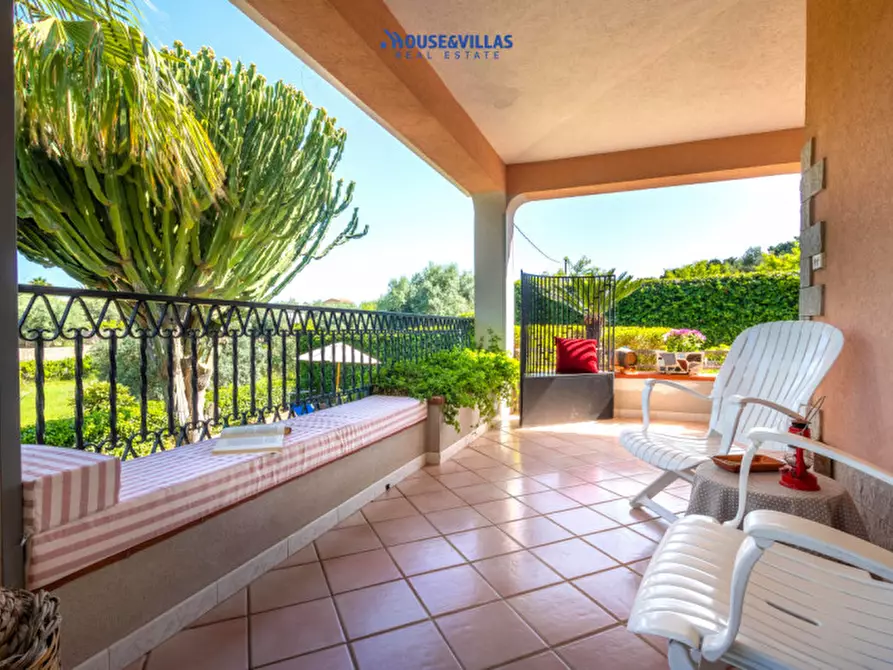 Immagine 9 di Villa in vendita  in Traversa Settima di Via dei Nuri a Avola
