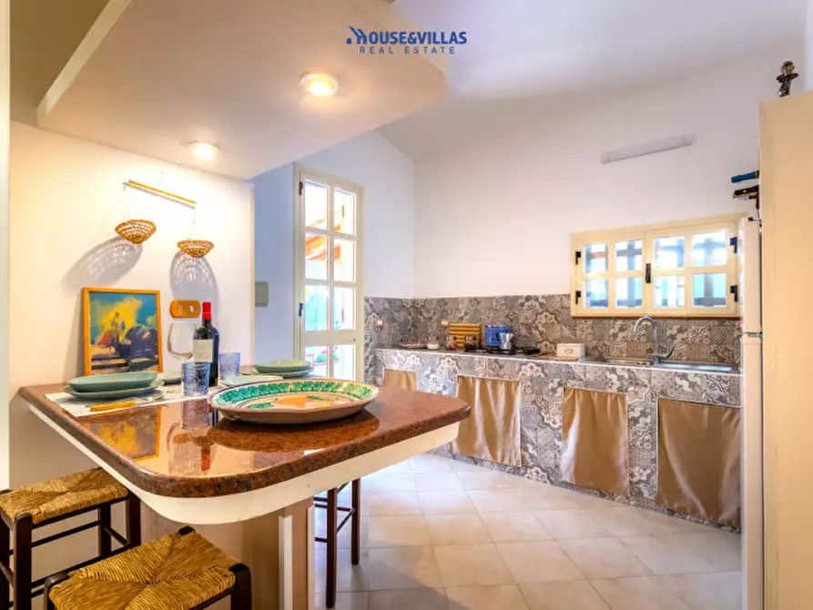 Immagine 14 di Villa in vendita  in Traversa Settima di Via dei Nuri a Avola