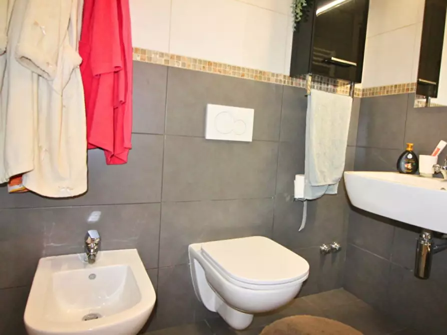 Immagine 18 di Appartamento in vendita  in Via Gaetano Costantini, 57 a Vicenza