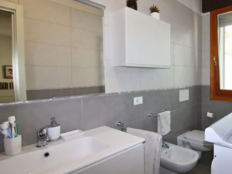 Immagine 19 di Appartamento in vendita  in Via Gaetano Costantini, 57 a Vicenza