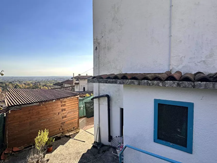 Immagine 30 di Casa bifamiliare in vendita  in Contrada Sessegolo, 30 a Schio
