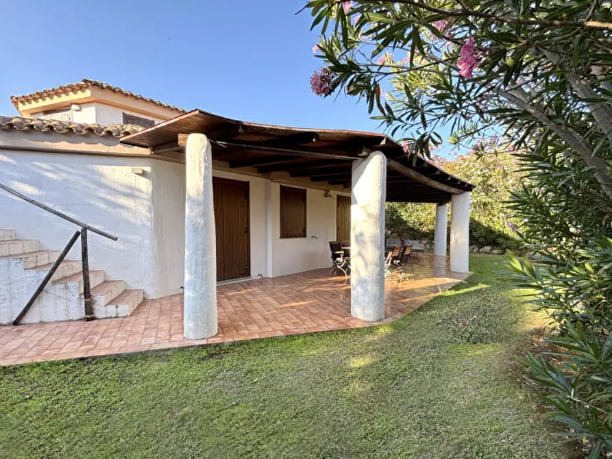 Immagine 1 di Casa indipendente in vendita  in Viale is pirastus 42 a Domus De Maria