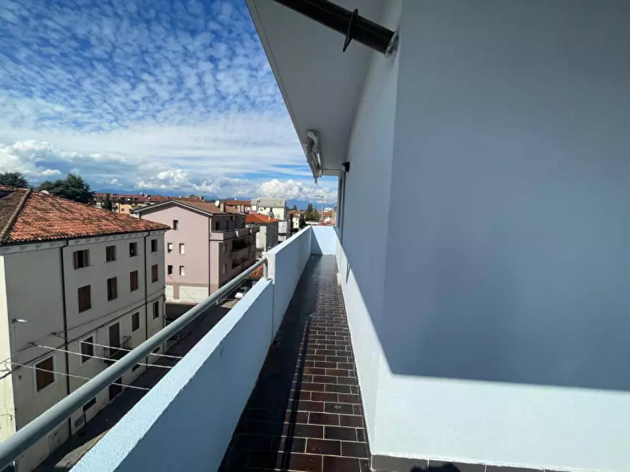 Immagine 5 di Attico in affitto  in Via Goffredo Mameli 82 a Vicenza