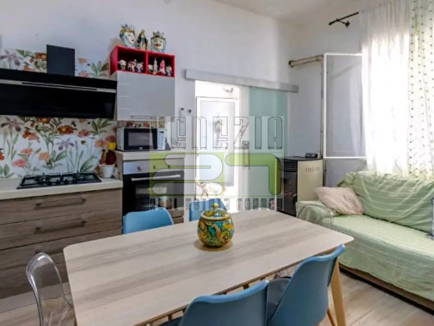 Immagine 8 di Villa in vendita  a Avola