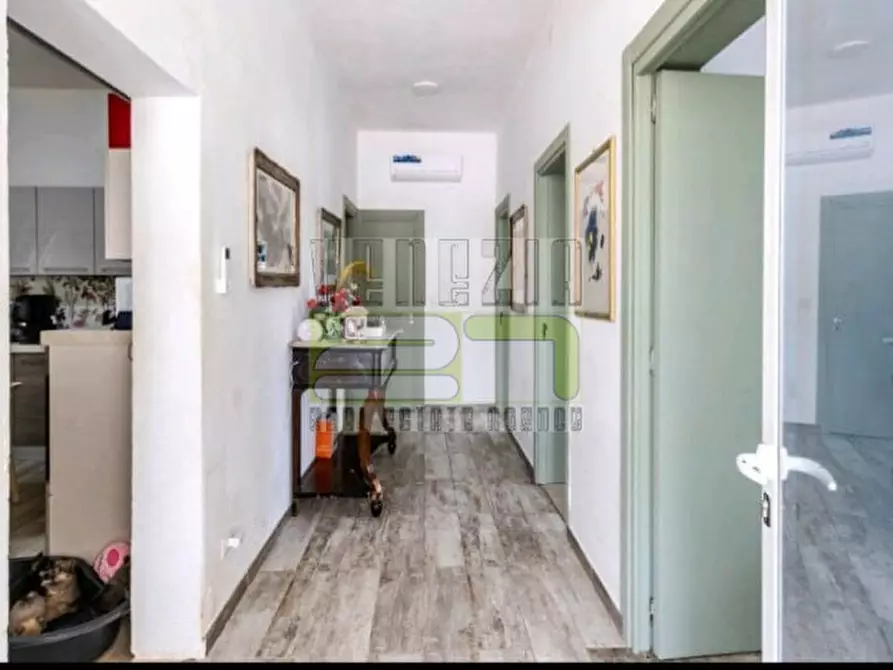 Immagine 15 di Villa in vendita  a Avola