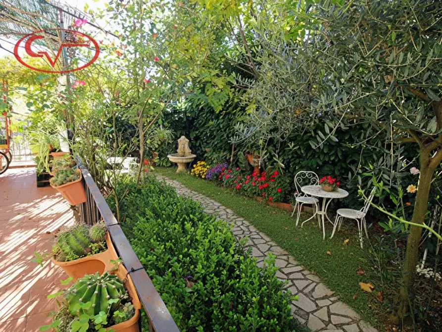 Immagine 2 di Villetta a schiera in vendita  in Via Badiola a San Giovanni Valdarno