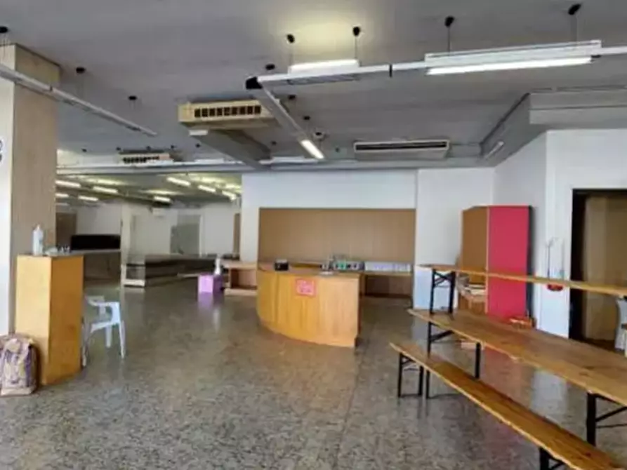 Immagine 3 di Negozio in vendita  in Via Sisto Biasutti, 56 a Casarsa Della Delizia