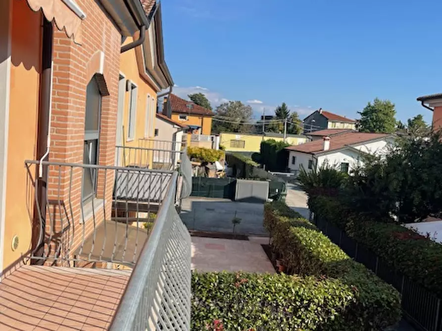 Immagine 5 di Appartamento in vendita  in Via Piave a Dueville