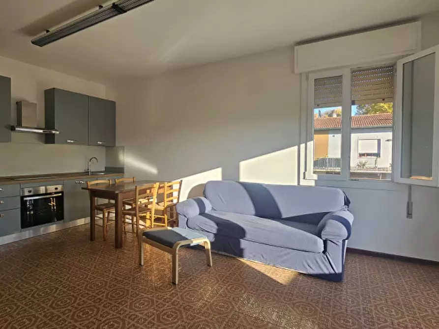 Immagine 2 di Camera in affitto  in via Ugo Foscolo 1 Ponte San Nicolò a Ponte San Nicolò