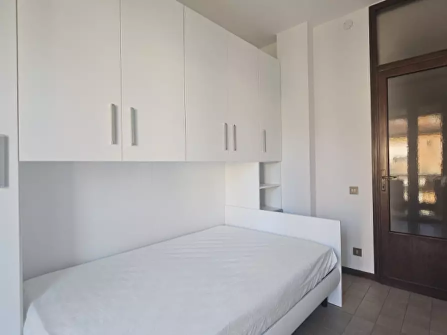 Immagine 3 di Camera in affitto  in via Ugo Foscolo 1 Ponte San Nicolò a Ponte San Nicolò