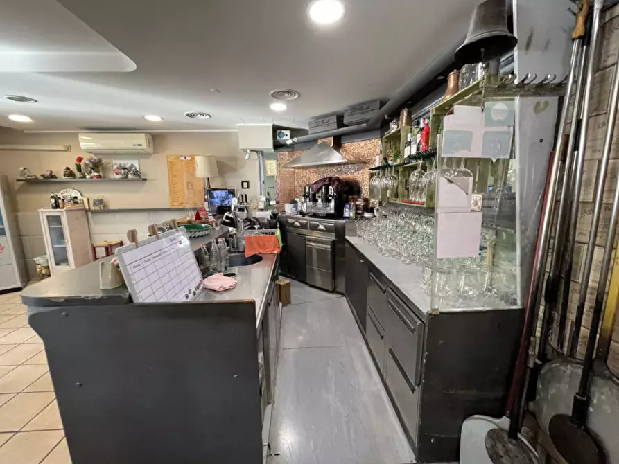 Immagine 23 di Attività commerciale in vendita  in Via Caduti Bollatesi 42 a Bollate