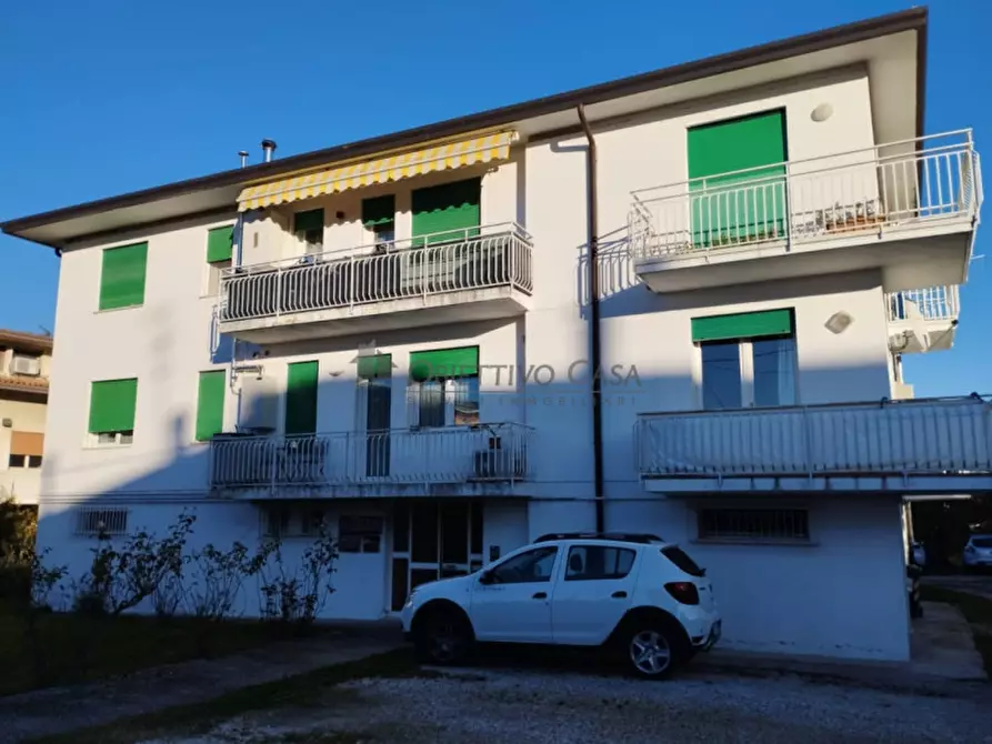 Immagine 3 di Appartamento in vendita  in Via Leonardo da Vinci a Torreglia
