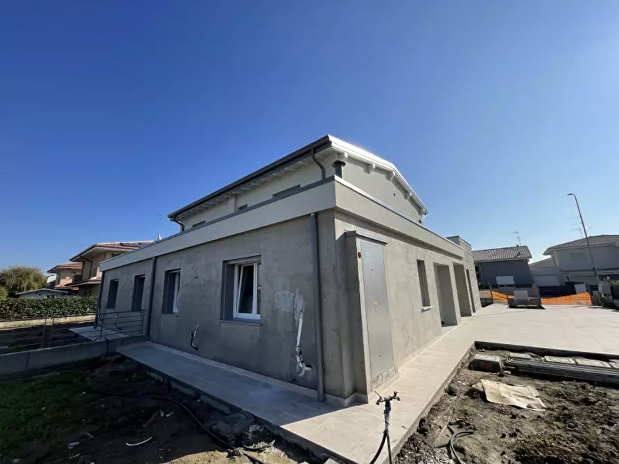 Immagine 4 di Appartamento in vendita  a Suzzara