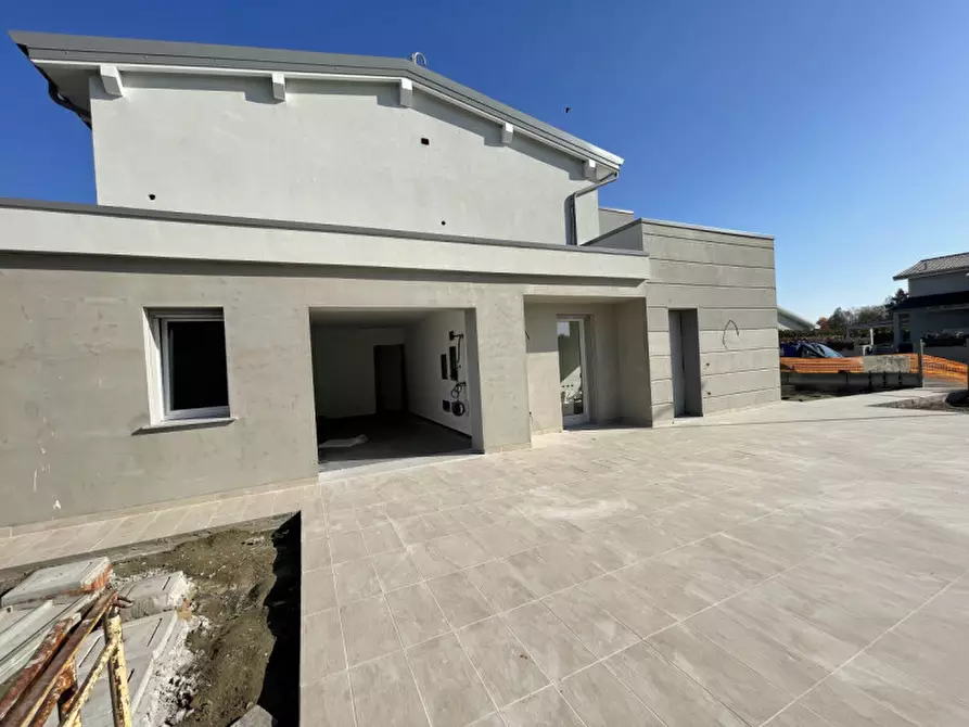 Immagine 5 di Appartamento in vendita  a Suzzara