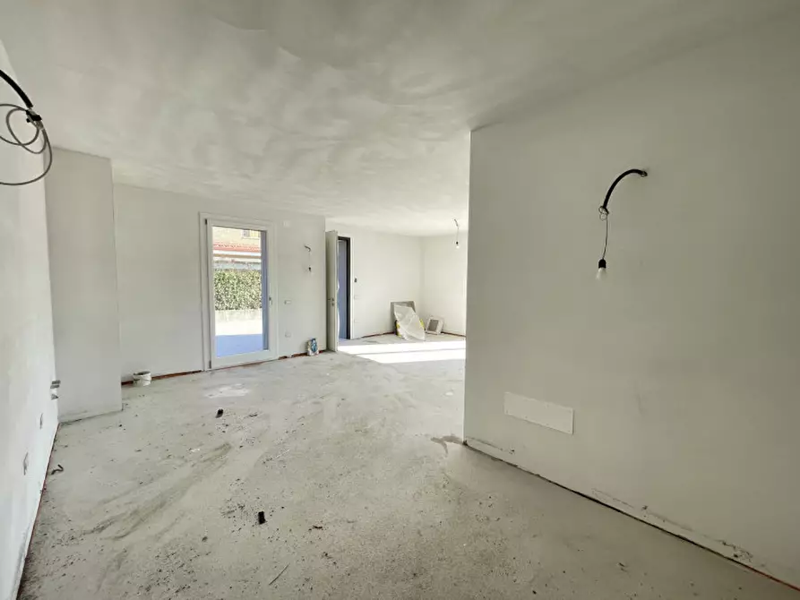 Immagine 9 di Appartamento in vendita  a Suzzara