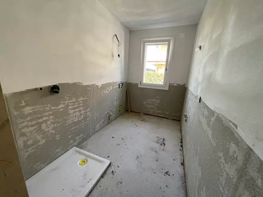 Immagine 15 di Appartamento in vendita  a Suzzara