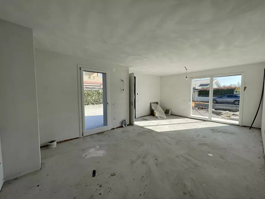 Immagine 15 di Appartamento in vendita  a Suzzara