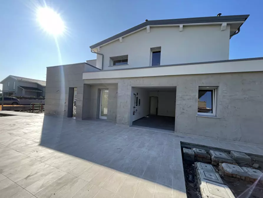 Immagine 18 di Appartamento in vendita  a Suzzara