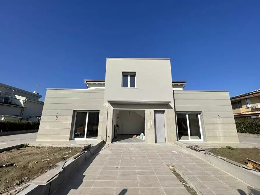 Immagine 20 di Appartamento in vendita  a Suzzara