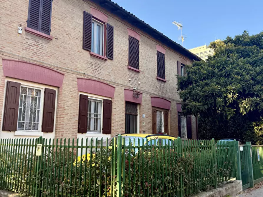 Immagine 5 di Appartamento in vendita  in Via Piana a Bologna