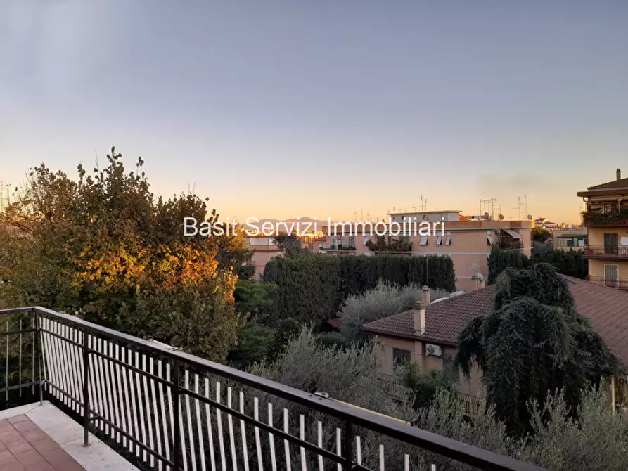 Immagine 6 di Appartamento in vendita  in Via di San Pantaleo Campano a Roma