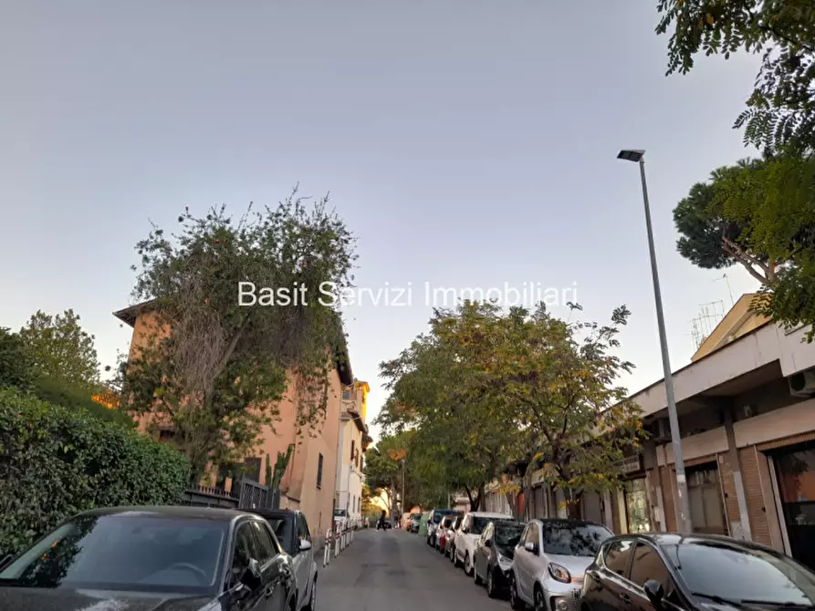 Immagine 29 di Appartamento in vendita  in Via di San Pantaleo Campano a Roma