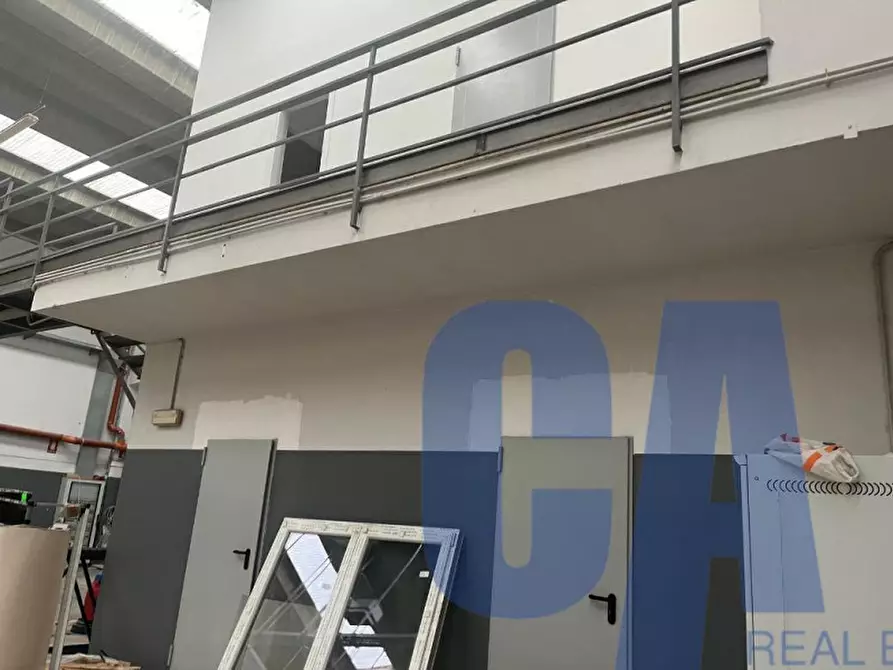 Immagine 11 di Laboratorio in affitto  in VIALE DELLE INDUSTRIE a Vimodrone