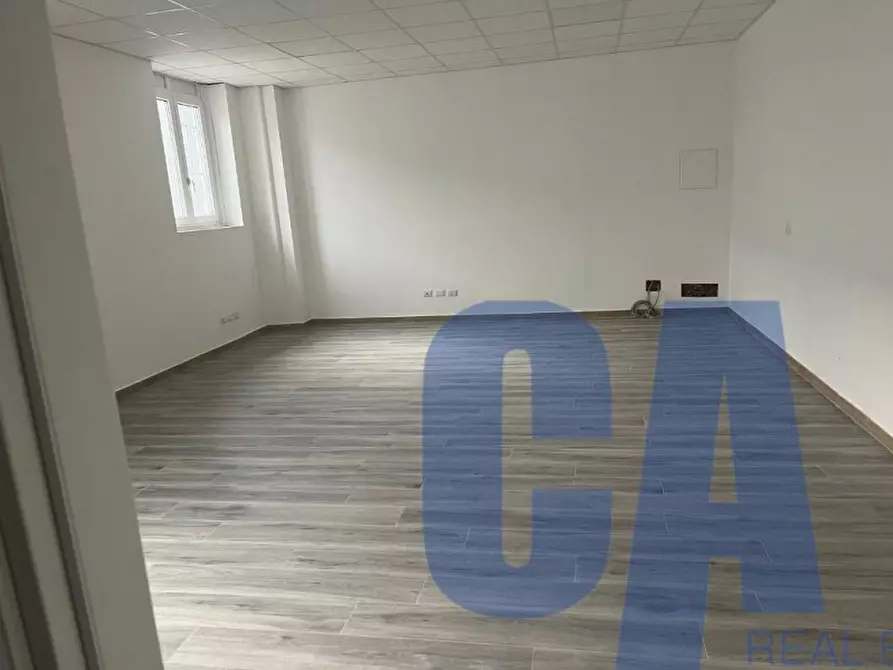 Immagine 12 di Laboratorio in affitto  in VIALE DELLE INDUSTRIE a Vimodrone