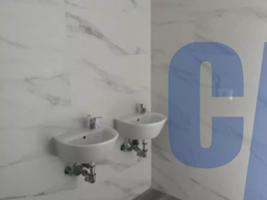 Immagine 15 di Magazzino in affitto  in VIALE DELLE INDUSTRIE a Vimodrone