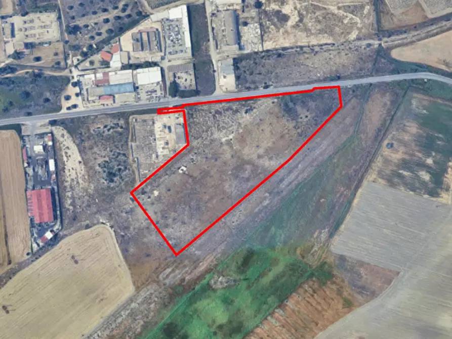 Immagine 1 di Terreno in vendita  in SS7ter, Taranto TA, Italia a Taranto