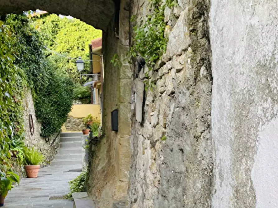 Immagine 4 di Villetta a schiera in vendita  in Via Giù di Fora a Sesta Godano