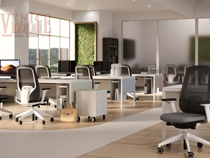 Immagine 4 di Ufficio in vendita  a Venezia