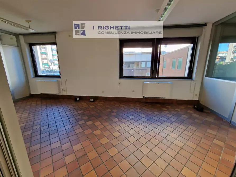 Immagine 7 di Ufficio in vendita  in Via Luigi Galvani a Verona