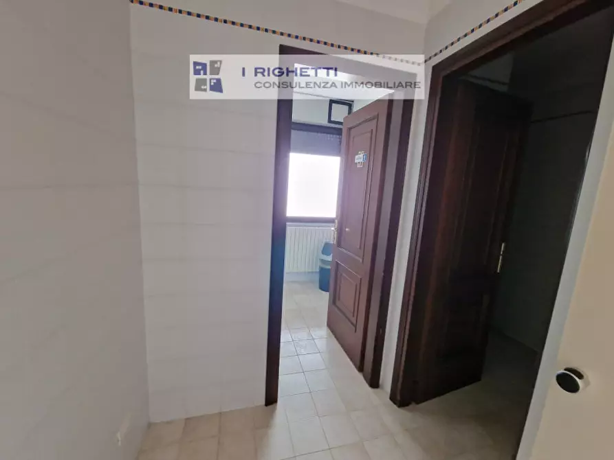 Immagine 11 di Ufficio in vendita  in Via Luigi Galvani a Verona
