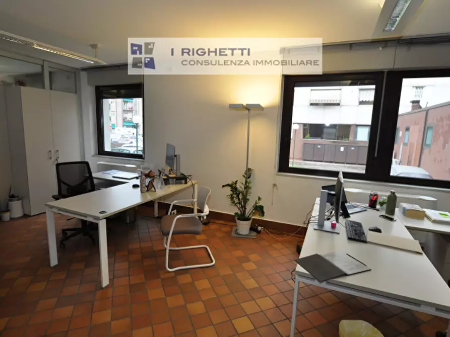 Immagine 16 di Ufficio in vendita  in Via Luigi Galvani a Verona