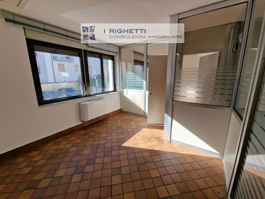 Immagine 21 di Ufficio in vendita  in Via Luigi Galvani a Verona