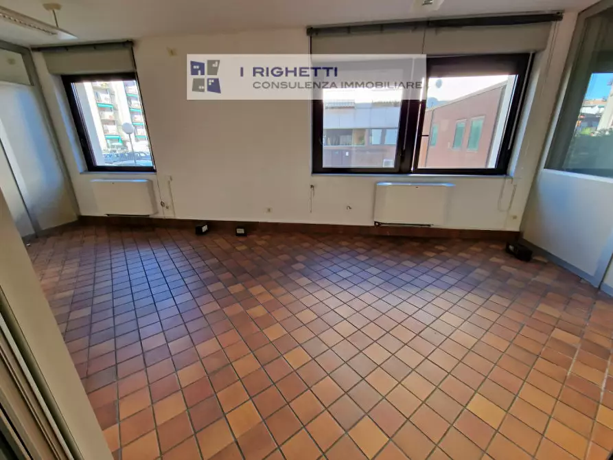 Immagine 28 di Ufficio in vendita  in Via Luigi Galvani a Verona