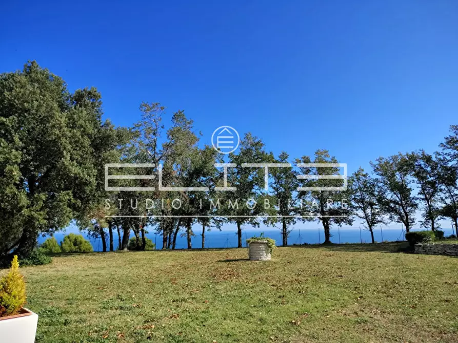 Immagine 3 di Casa bifamiliare in affitto  in Strada Frazione Poggio a Ancona