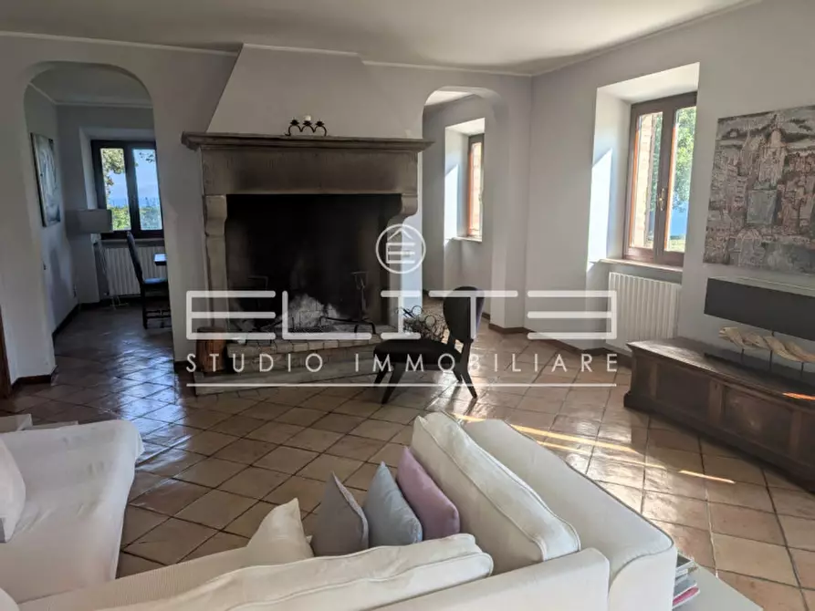 Immagine 10 di Casa bifamiliare in affitto  in Strada Frazione Poggio a Ancona