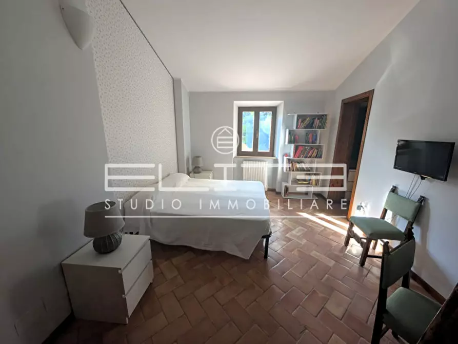 Immagine 18 di Casa bifamiliare in affitto  in Strada Frazione Poggio a Ancona