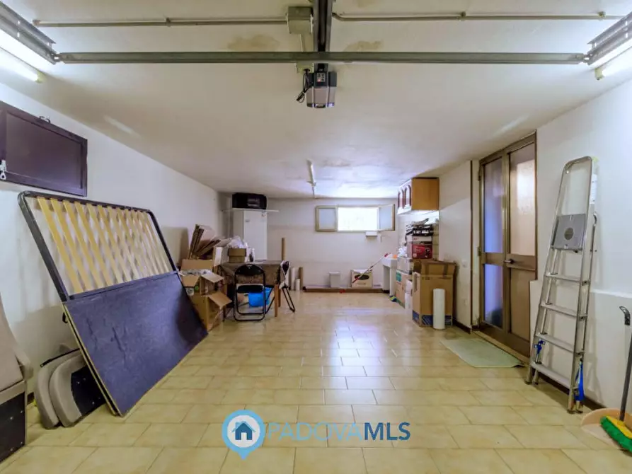 Immagine 4 di Villetta a schiera in vendita  in Via Firenze a San Martino Di Venezze