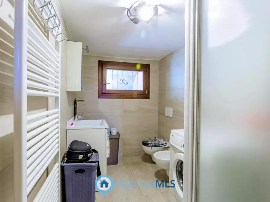 Immagine 6 di Villetta a schiera in vendita  in Via Firenze a San Martino Di Venezze