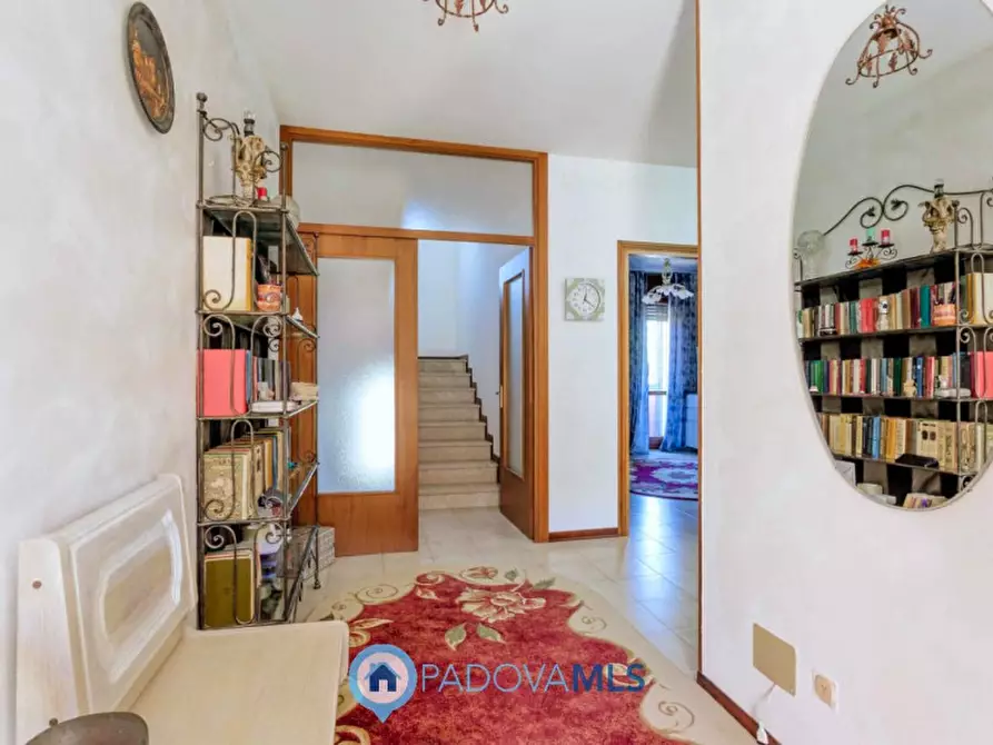 Immagine 8 di Villetta a schiera in vendita  in Via Firenze a San Martino Di Venezze