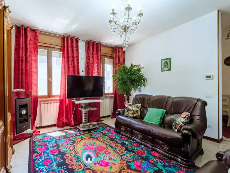 Immagine 10 di Villetta a schiera in vendita  in Via Firenze a San Martino Di Venezze