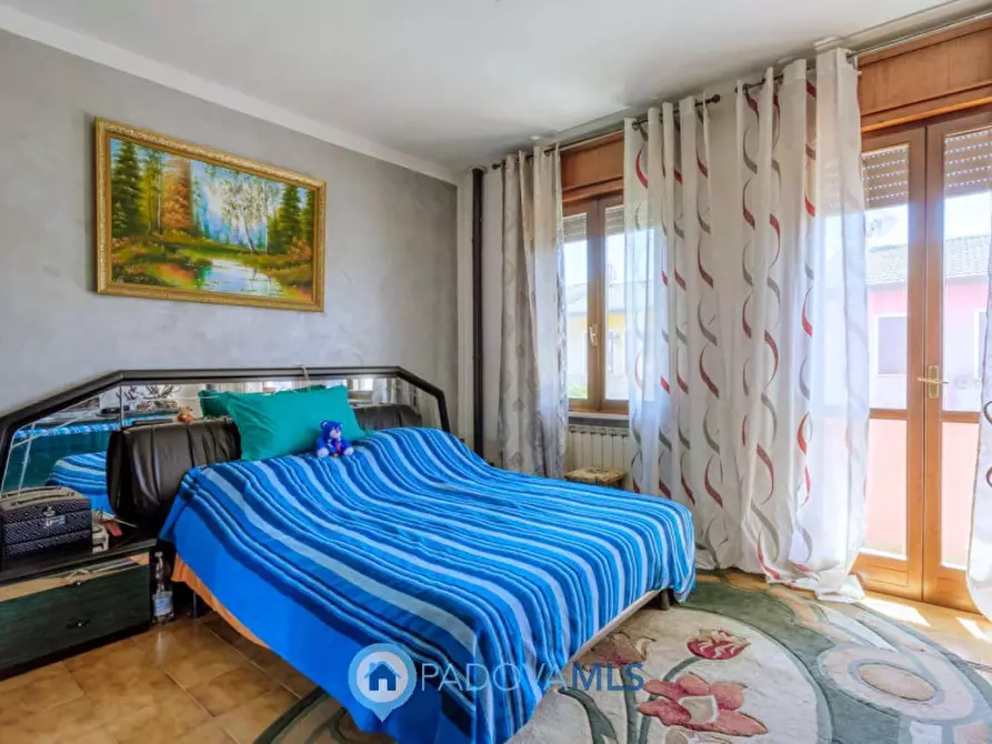 Immagine 19 di Villetta a schiera in vendita  in Via Firenze a San Martino Di Venezze