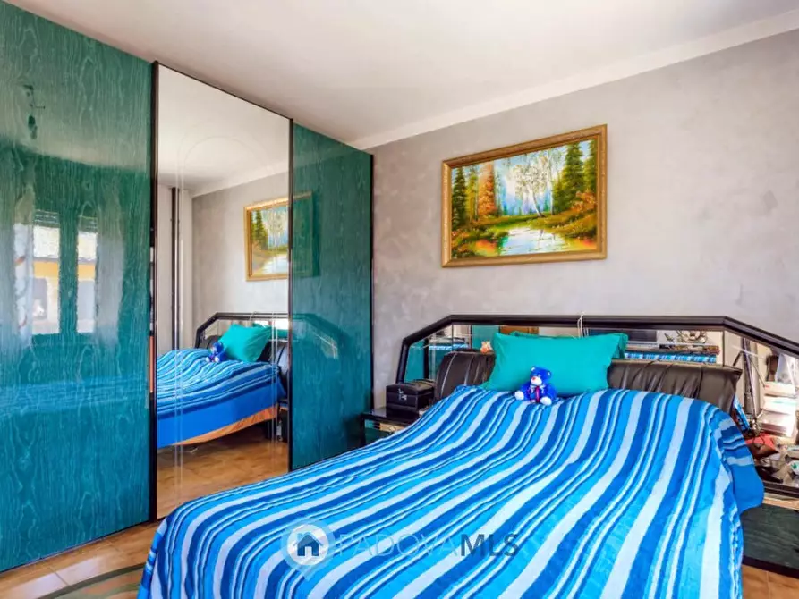 Immagine 20 di Villetta a schiera in vendita  in Via Firenze a San Martino Di Venezze