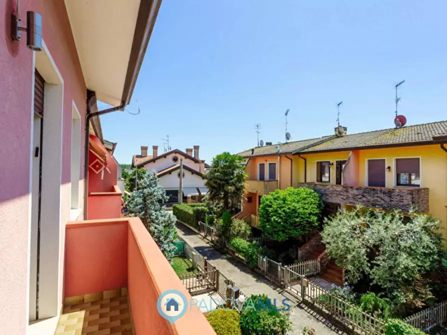 Immagine 23 di Villetta a schiera in vendita  in Via Firenze a San Martino Di Venezze