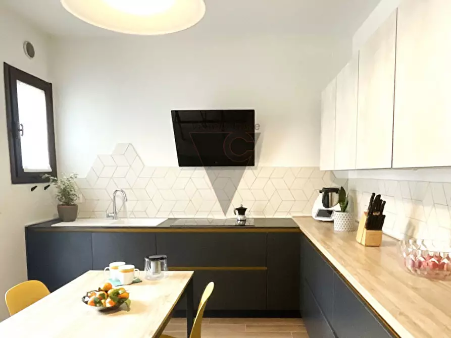 Immagine 3 di Appartamento in vendita  a Venezia