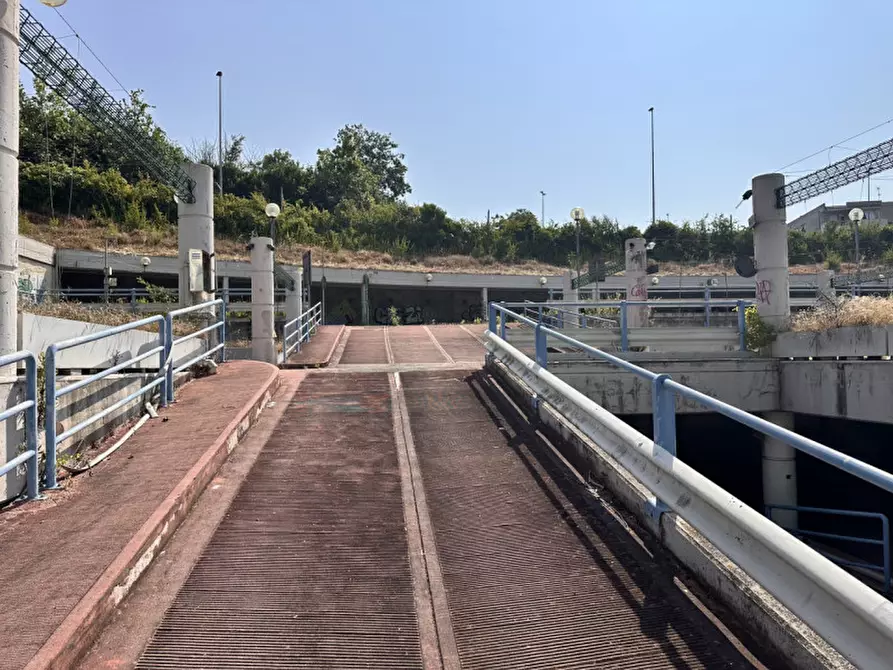 Immagine 6 di Ufficio in vendita  in Via Miglioli a Ancona